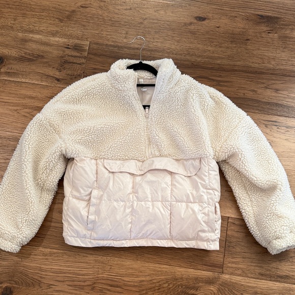 Fabletics Cream Puffer Jacket Medium - Picture 5 of 5